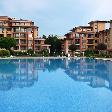 Bright Studio With Parking & Pool Sveti Vlas Exterior foto